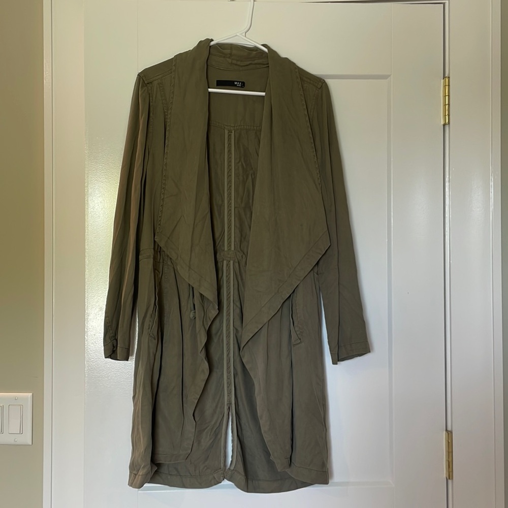 Lightweight jacket